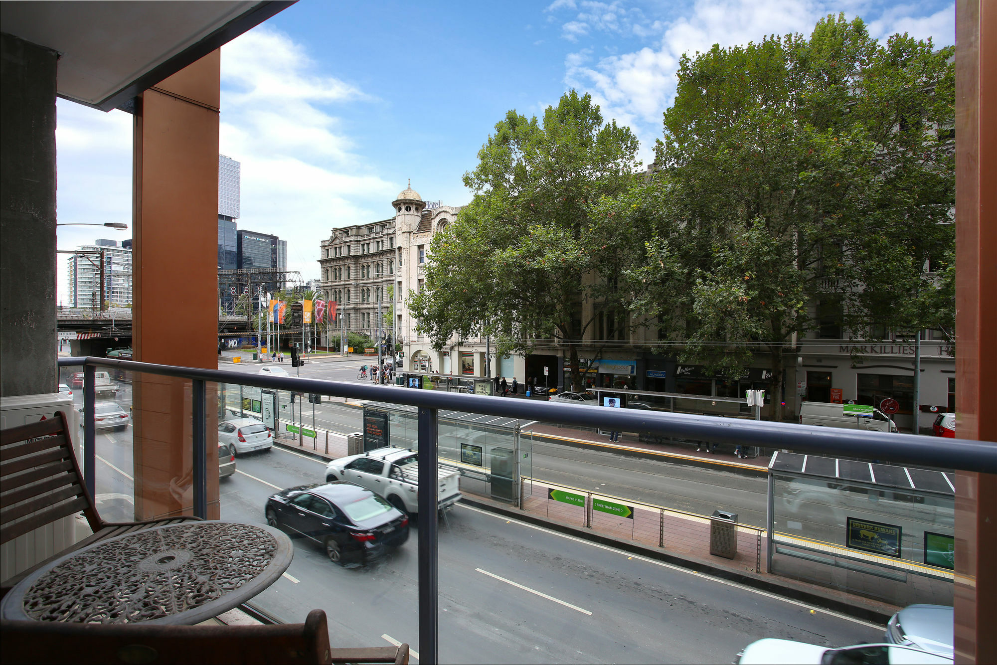 All On Flinders Apartment *